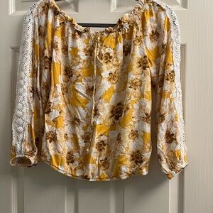 Maurices Yellow Floral Blouse with Lace Sleeves xsmall